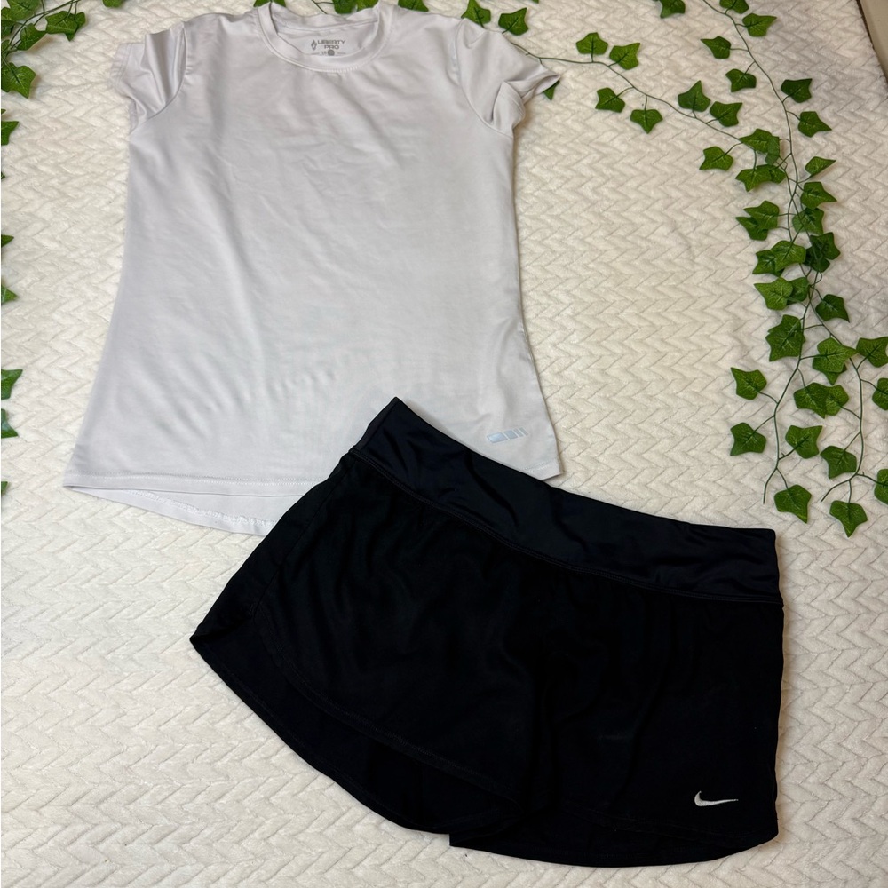 Nike Black Athletic Apparel